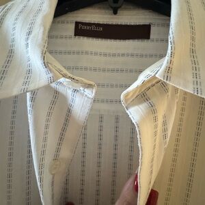Perry Ellis Men's White and Black Striped Shirt